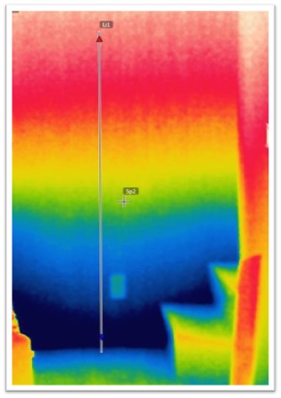 地下の壁温度の変化を写した赤外線写真
